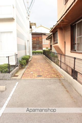 レオパレスKANDAの玄関写真