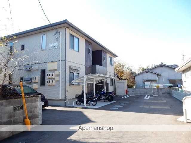 オーキッドの外観写真