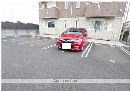 東京都立川市柏町４丁目[1LDK/40.9m2]の駐車場2