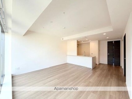 白金ザ・スカイ東棟[2LDK/65.95m2]のリビング・居間2