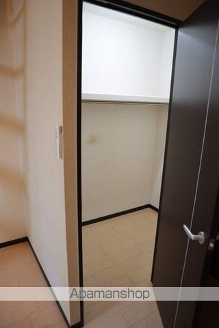 ハイブリッジの内装写真