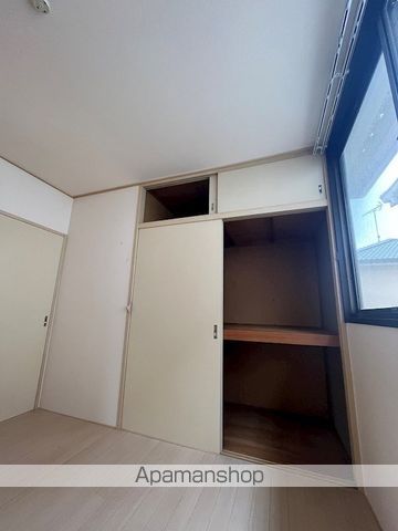 アーバン保城の内装写真