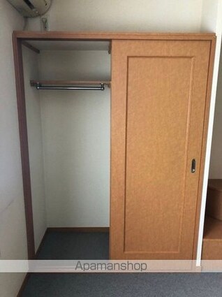 レオパレス鴻巣[1K/26.08m2]の収納