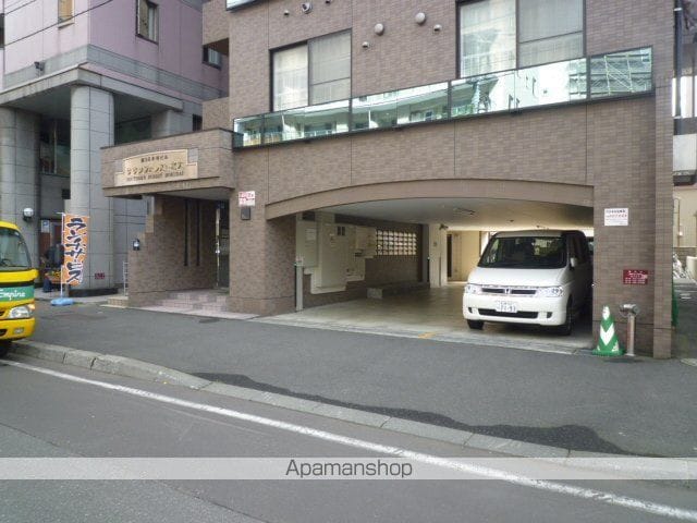 サザンフォレスト北大の玄関写真