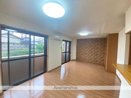 グレイスヴィラＢ棟　[1LDK/51.66m2]のリビング・居間