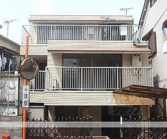 BEE HOUSEの外観写真