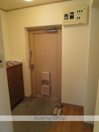 ハイツ南甲府[3DK/56.76m2]の玄関