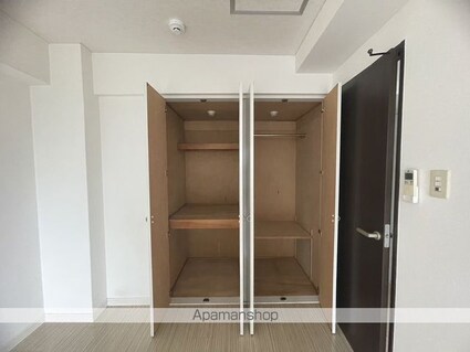 広島県広島市中区上幟町[2LDK/80m2]の収納