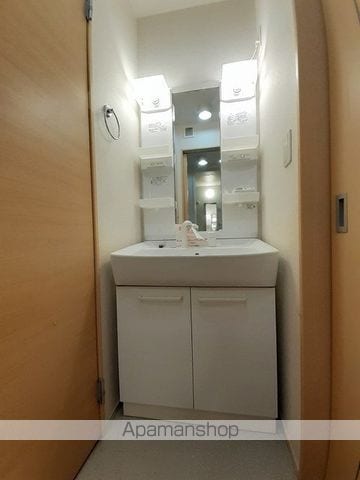 グレイシャス髙尾Cの内装写真