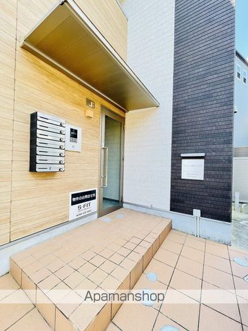 アウディ日比野イーストの玄関写真