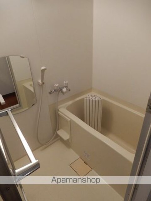 ＭＵスクエア等々力[1R/41.3m2]のバス