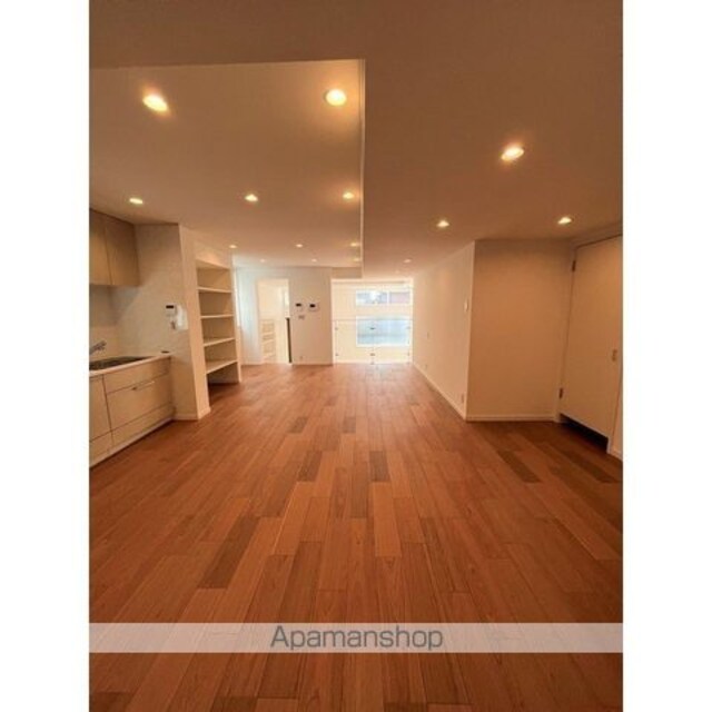 世田谷区代沢２丁目戸建[2LDK/100.02m2]のリビング・居間1