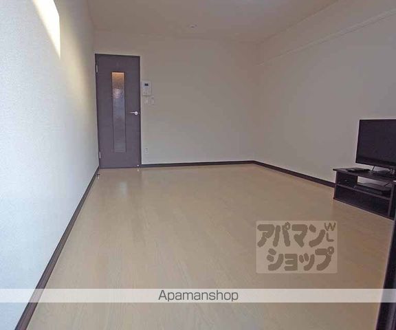 レオネクストコンフォール百々の内装写真