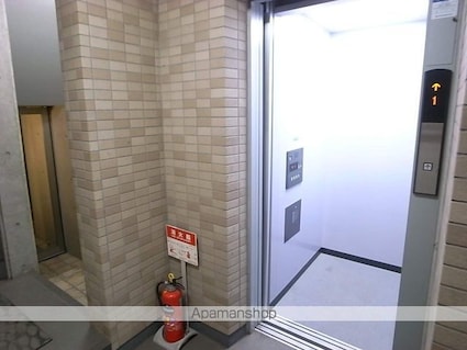 東京都世田谷区代田５丁目[1K/18.45m2]のロビー2