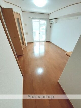 ハニーグレイス[1R/31.48m2]のリビング・居間