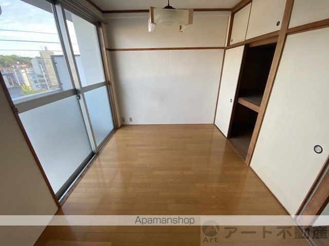 酒井ビルの内装写真
