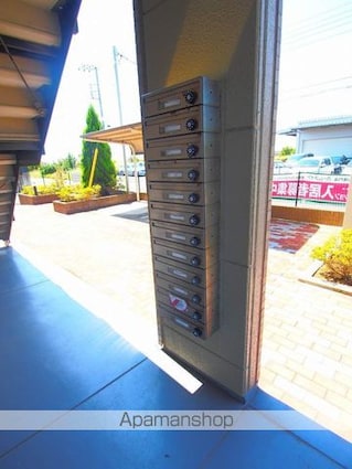 茨城県神栖市知手中央８丁目[1LDK/36m2]の共用部3