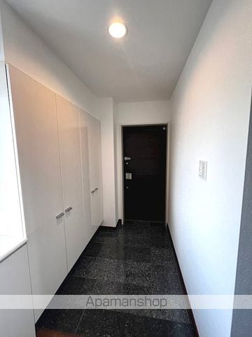 WHITE219の内装写真