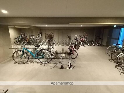 ＪＰ　ｎｏｉｅ　早稲田[1K/26.15m2]の駐車場