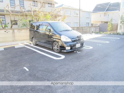 東京都立川市羽衣町２丁目[1LDK/34.38m2]の駐車場
