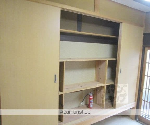 紫野上築山町貸家38-1の内装写真