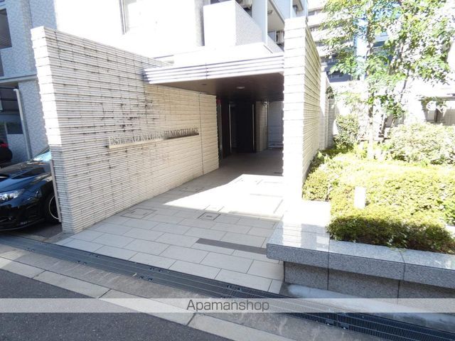 エスリード京橋ノースプレイスの玄関写真