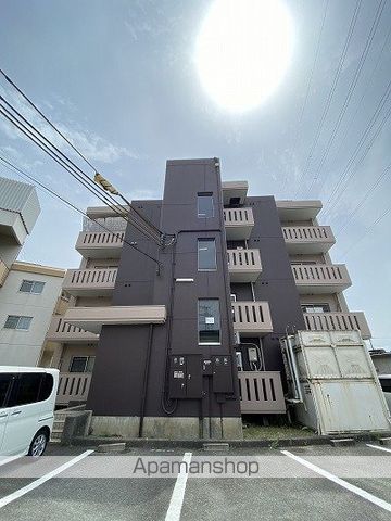メゾンやすむろIIの外観写真