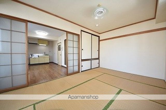 石橋ハイツIの内装写真