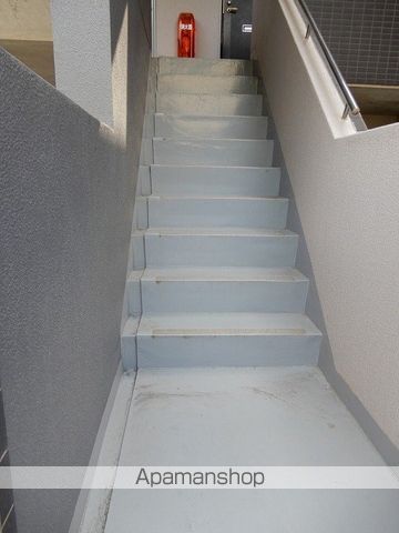 スプルースライフの玄関写真
