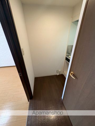 メゾン紀三井寺Iの内装写真