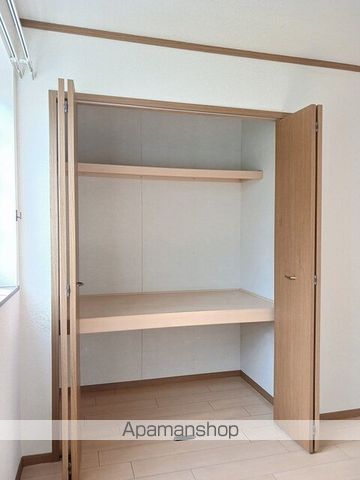 メゾンリーブルBの内装写真