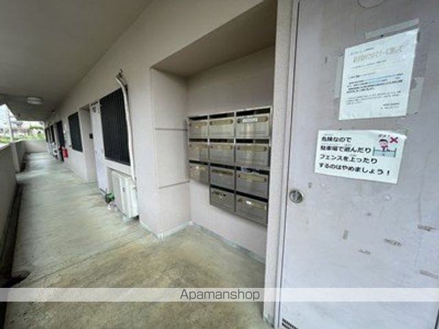 カンフォートの玄関写真