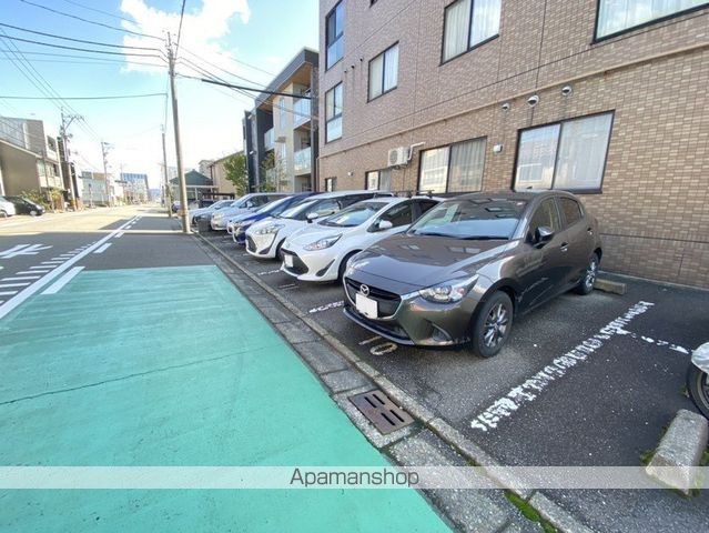 プランドール宝永の玄関写真