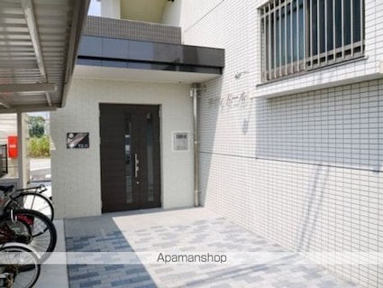 ラヴィドール[1LDK/41m2]のエントランス