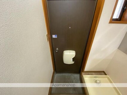 ドミトリー茜[1K/17.4m2]の玄関