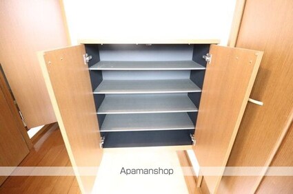 ヴァン・ソフィア[1LDK/33.34m2]の玄関