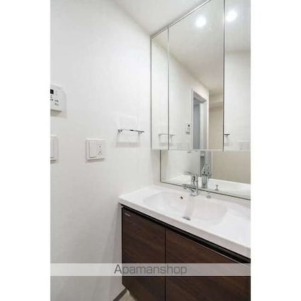 ザ・グラヴィティ新宿[2LDK/49.01m2]の洗面所