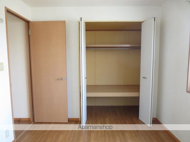 フォレストイン小路の内装写真