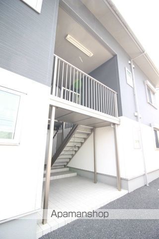 フェリーク庭瀬の玄関写真