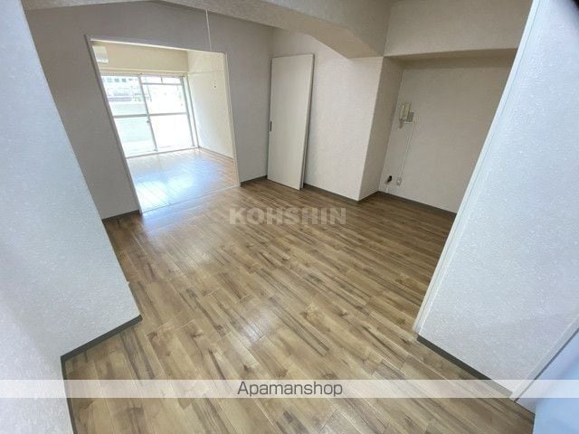 ルプリーズ天王寺の内装写真