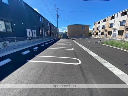 クラール元山駅前Ａ[1LDK/36.29m2]の駐車場