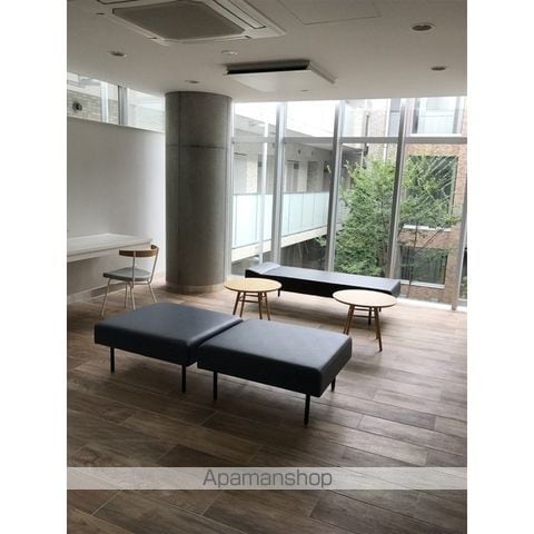コンフォリア目黒青葉台の外観写真