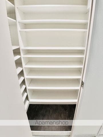 新宿アインスタワーの内装写真