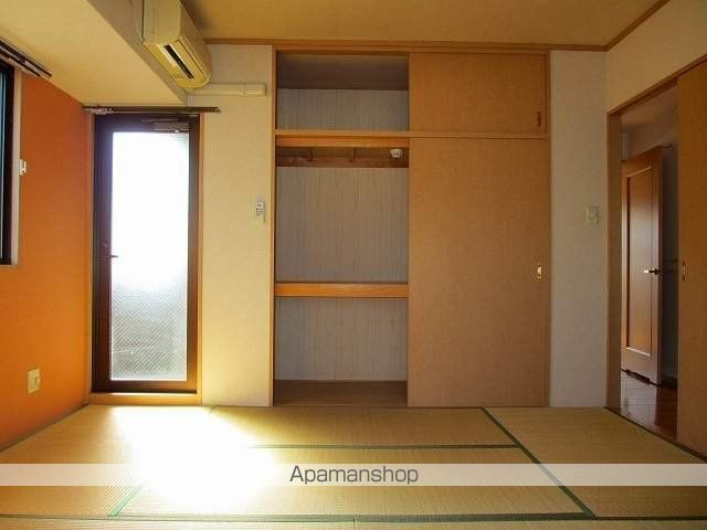 可部線 緑井駅 徒歩6分 6階建 築25年の内装写真