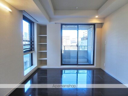 パークハビオ水天宮前[1R/40.73m2]のリビング・居間3