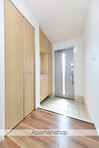 厚木市 2階建 築10年の内装写真