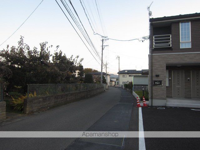 長野市 2階建 築12年の周辺写真