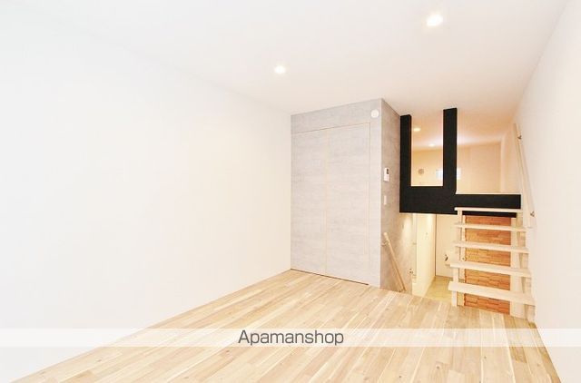 ピース・スクエア住吉A棟の内装写真