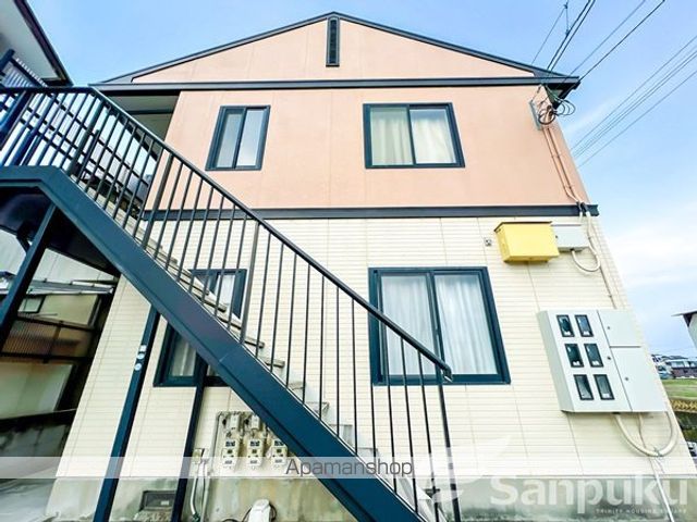 ディアス岡田の外観写真
