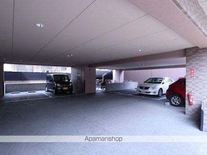 ラルス瑞穂[3LDK/65.19m2]の駐車場
